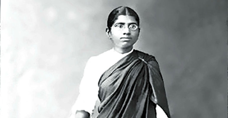 essay about dr muthulakshmi reddy in english